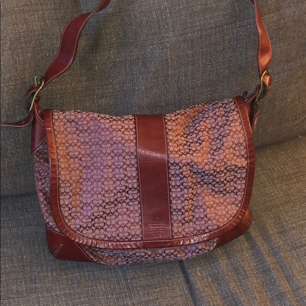 Authentic Coach Messenger Bag